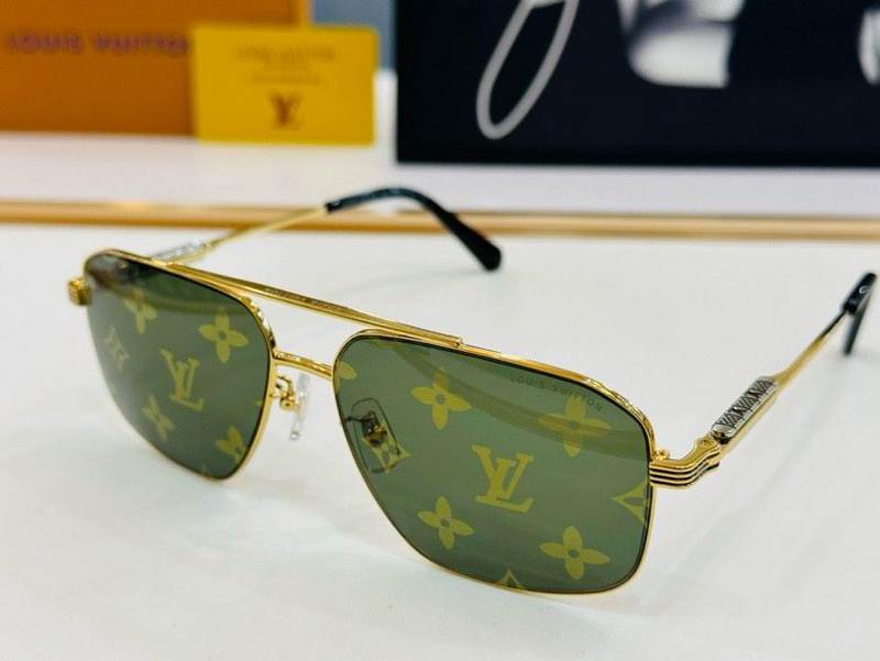 LV Sunglasses 485